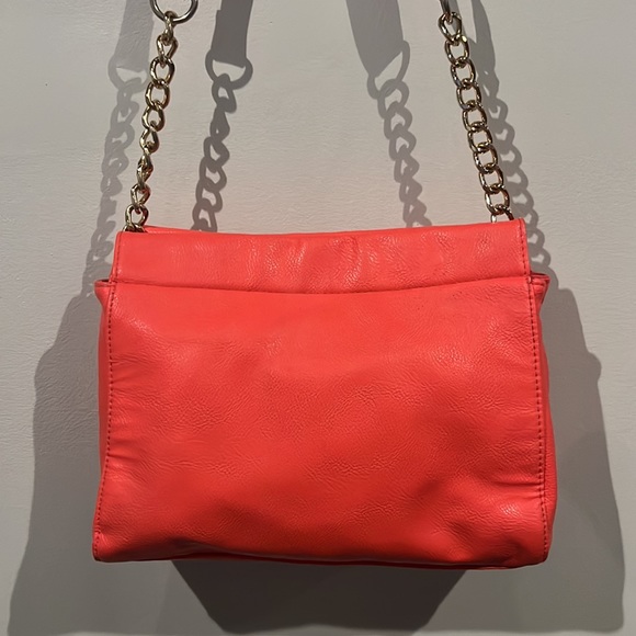 ⭐️Nicole Miller⭐️ shoulder bag/cross body bag - Picture 3 of 4